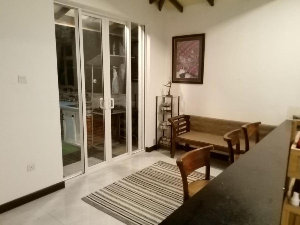 The Bliss Hostel Kandy Exterior photo